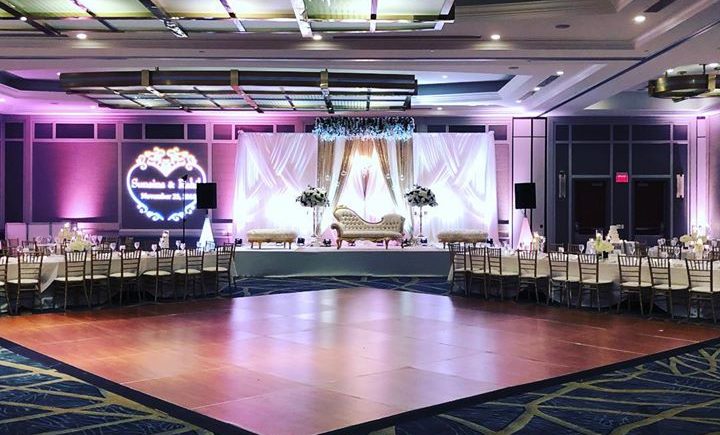 DCViBEZ Mehndi stage lighting. #dcvibez #djjatin #leduplighting #dcvmehndi #dcvibezdjs #hyattregencybaltimore #customgobo @ Hyatt Regency…